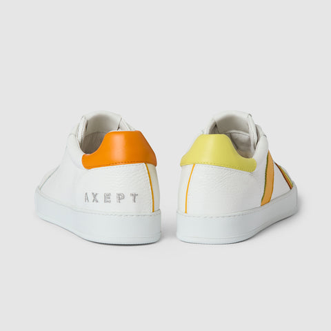 MARKS YELLOW